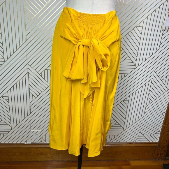 Tome Bow Tie Front Midi Silk Skirt in Marigold Yellow Size US Large - Picture 2 of 12